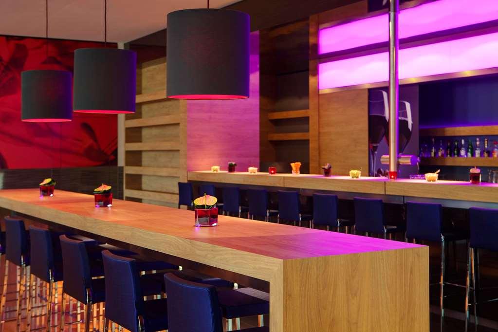 Intercityhotel Ульм Ресторан фото