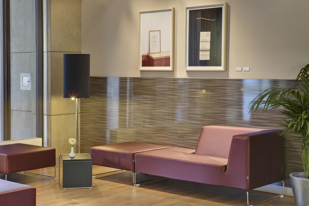 Intercityhotel Ульм Экстерьер фото
